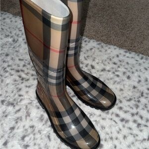 Burberry Plaid Winter Rain Boots - Beige and Black